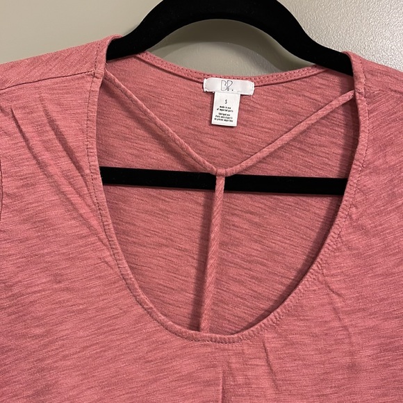 Strappy Tee - Picture 3 of 3